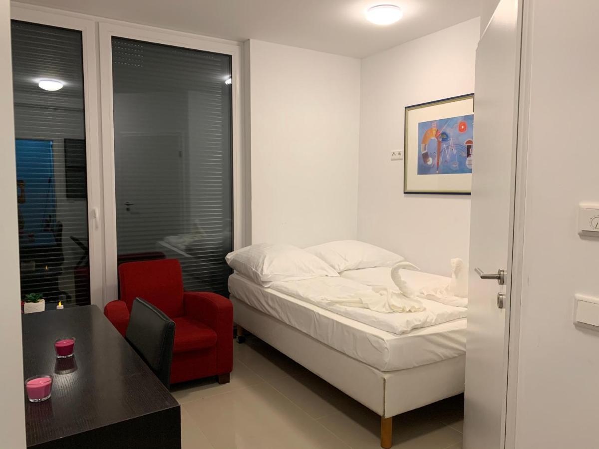 Appartement Lovely Studio West 1 Keulen
