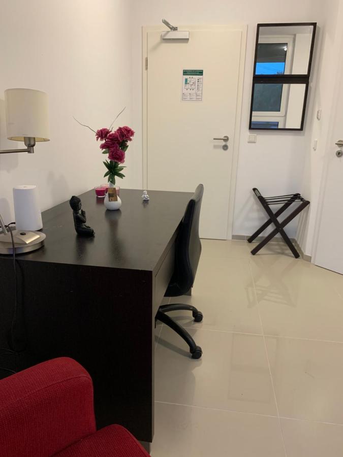 Appartement Lovely Studio West 1